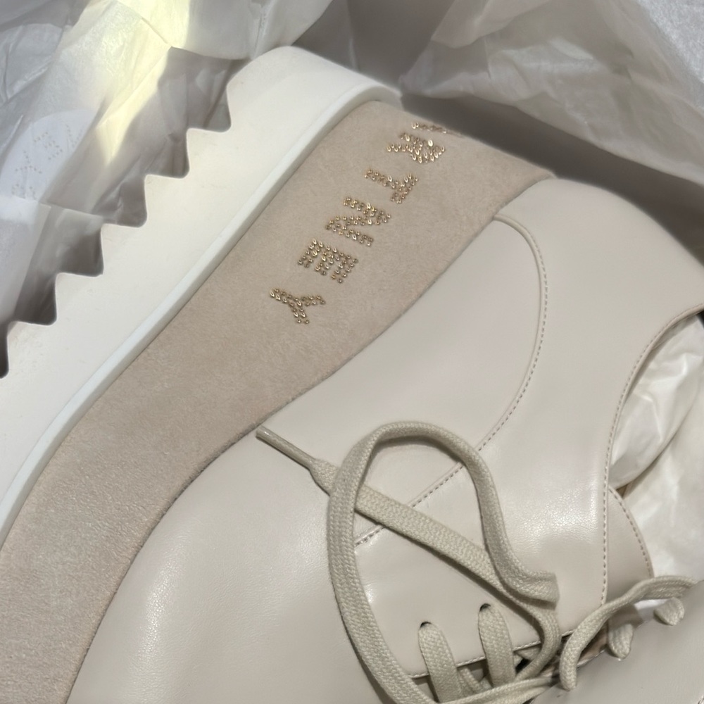 Stella McCartney Ivory and Beige Platform Lace-Up Sneakers - Picture 3 of 9